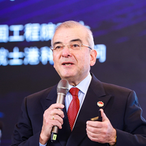 Ömer Sahin Ganiyusufoglu (Member of the German Academy of Engineering and Science and Technology Advisor of Qingdao Academician Port) Ömer Sahin Ganiyusufoglu (Member of the German Academy of Engineering and Science and Technology Advisor of Qingdao Academician Port)